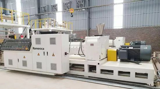 110/220 Kunststoff-Extrudermaschine SPC-Bodenbelag-Produktionslinie von Romeroca liefert hochwertige Extrusion
